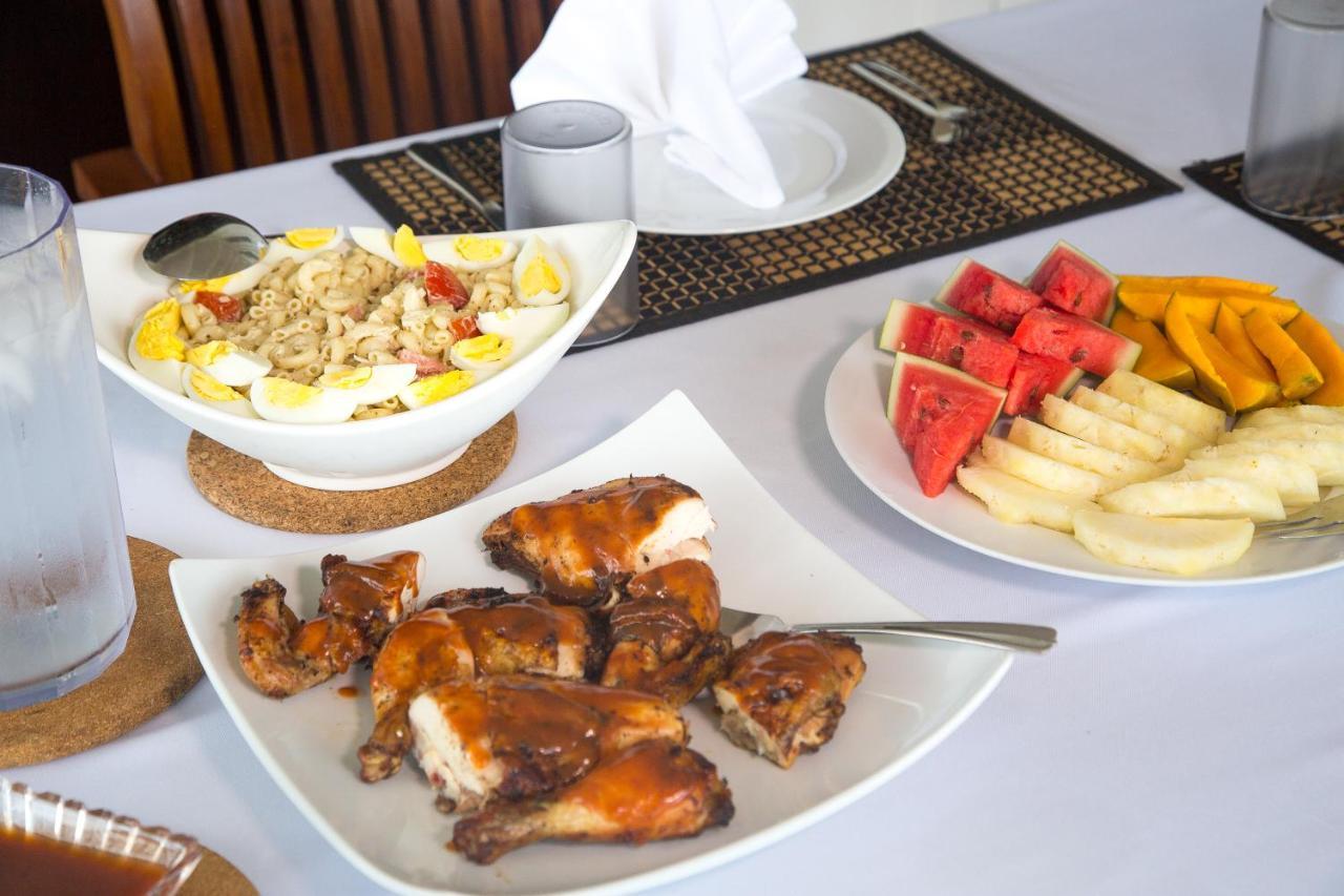 Llantrissant Beachcliff Villa Negril Eksteriør billede